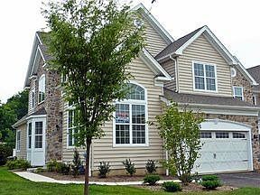 2nd image of 517 Downing Ct
