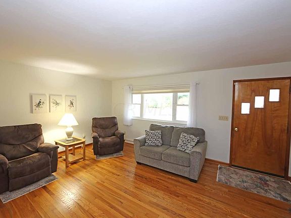 3rd image of 304 Fairmont Ave