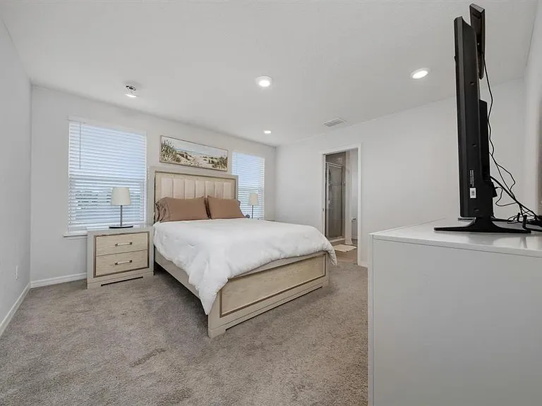 18 Polermo Ave — Photo 13