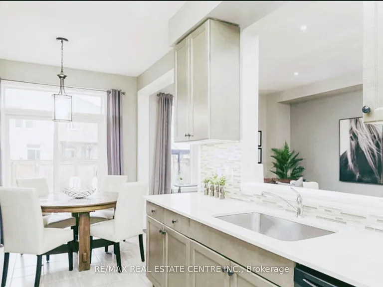 112 Hanson Cres — Photo 10
