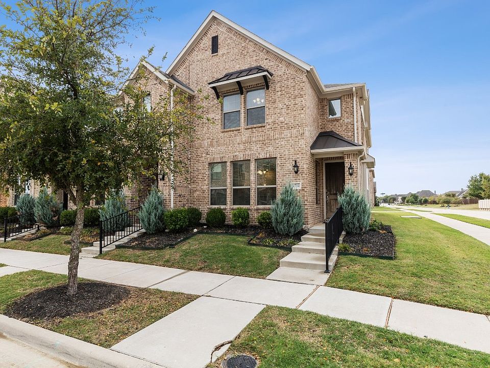 1st image of 4704 Piedras Lanzar Dr
