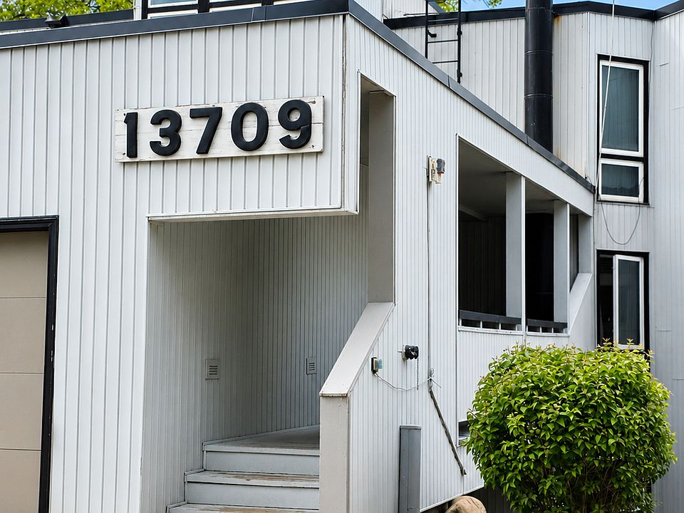 1st image of 13709 Nicollet Ave APT 101