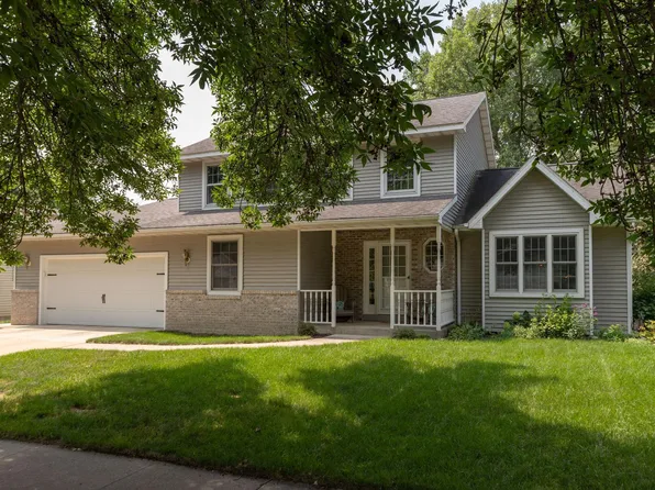 1821 13th Ave NE, Rochester, MN 55906