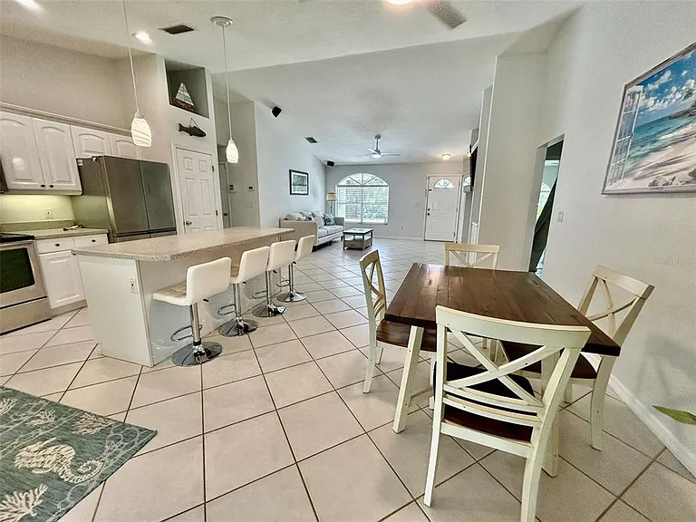 142 Solana St — Photo 11