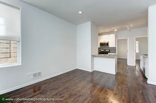 3328 N Ashland Ave #1R — Photo 3