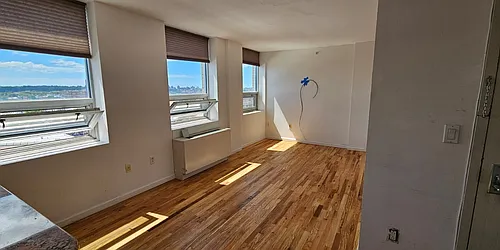 Rented by Farside Realty LLC