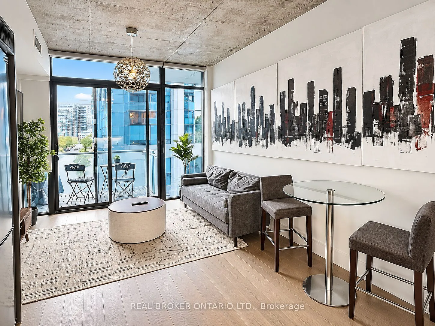 1 bed, $2,300 — Photo 4
