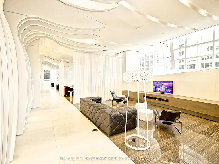 1 Bloor St E #809 — Photo 22