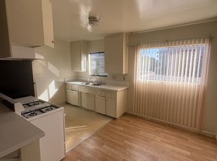 78 Hurlbut St APT 7, Pasadena, CA 91105
