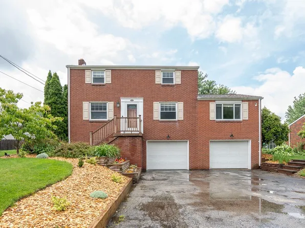 524 Saint Andrews Dr, Greensburg, PA 15601