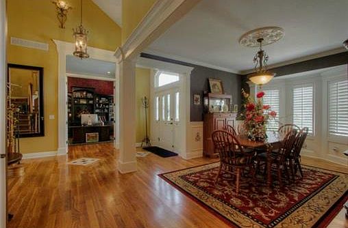 Formal dining