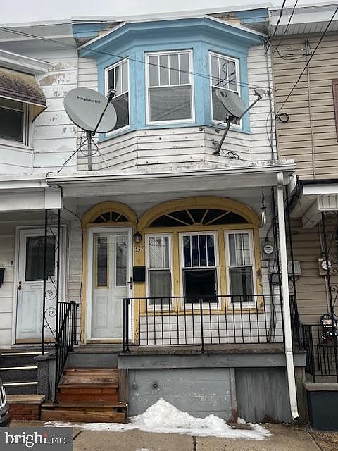 1st image of 337 S Jardin St