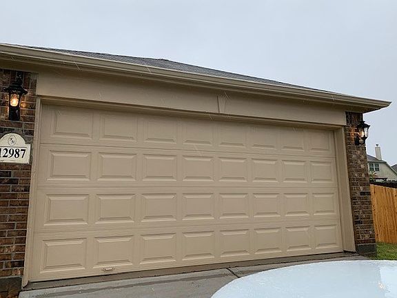 2nd image of 12987 Skyline Dr
