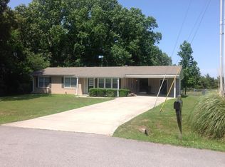 273 Agua Dr, Hazel Green, AL 35750