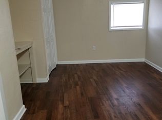 809 N Park St #11099909, Carrollton, GA 30117