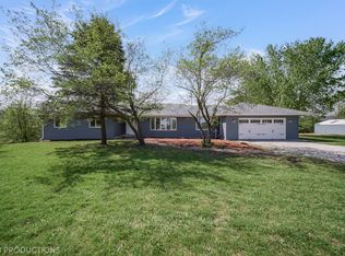 21011 W County Rd, Wilmington, IL 60481
