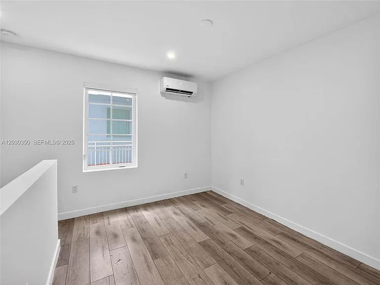 1610 Euclid Ave #A-107 — Photo 1