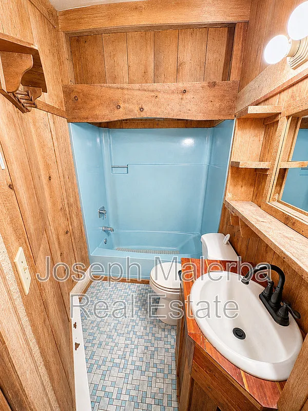 2 bed, 1.0 bath, $1,500 — Photo 3