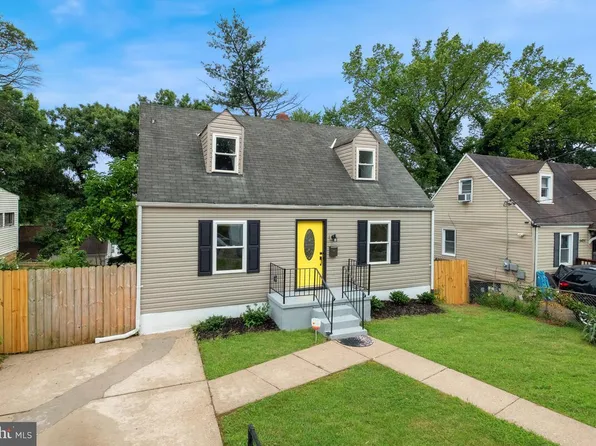 5427 Taussig Rd, Bladensburg, MD 20710