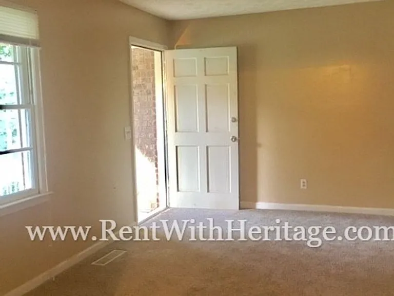5407 Wilder Dr — Photo 10