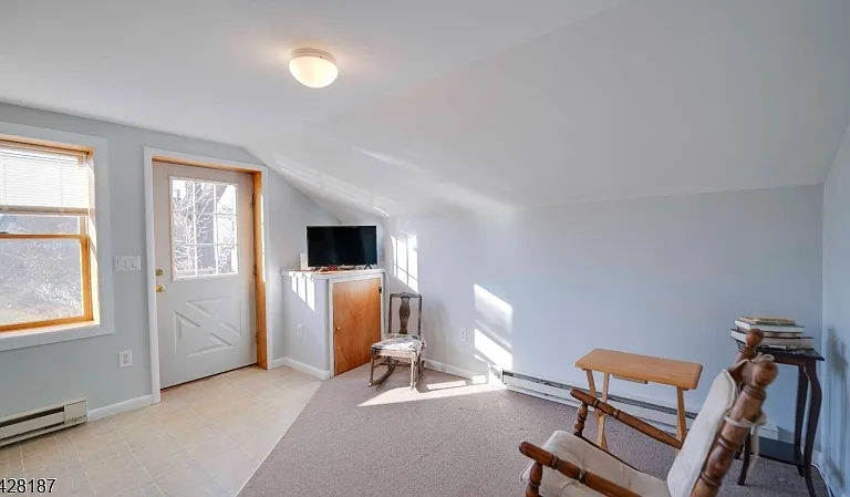 286 Belvidere Ave #C — Photo 5