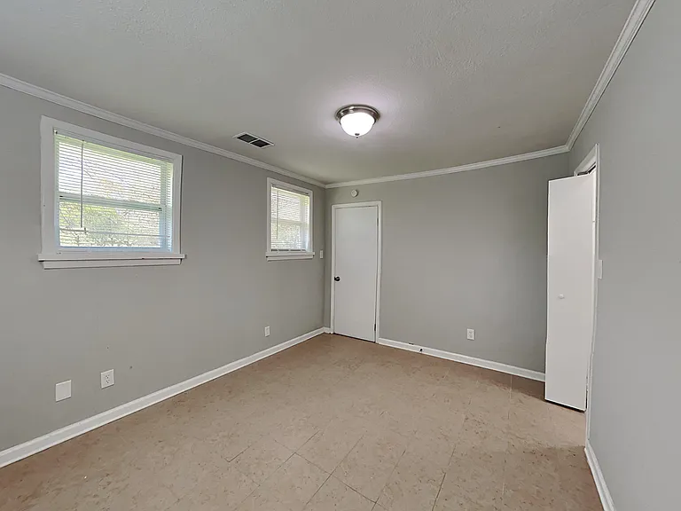 2611 Lake Harbin Rd — Photo 15