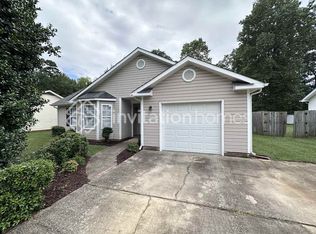 6207 Cottageville Ln, Charlotte, NC 28208