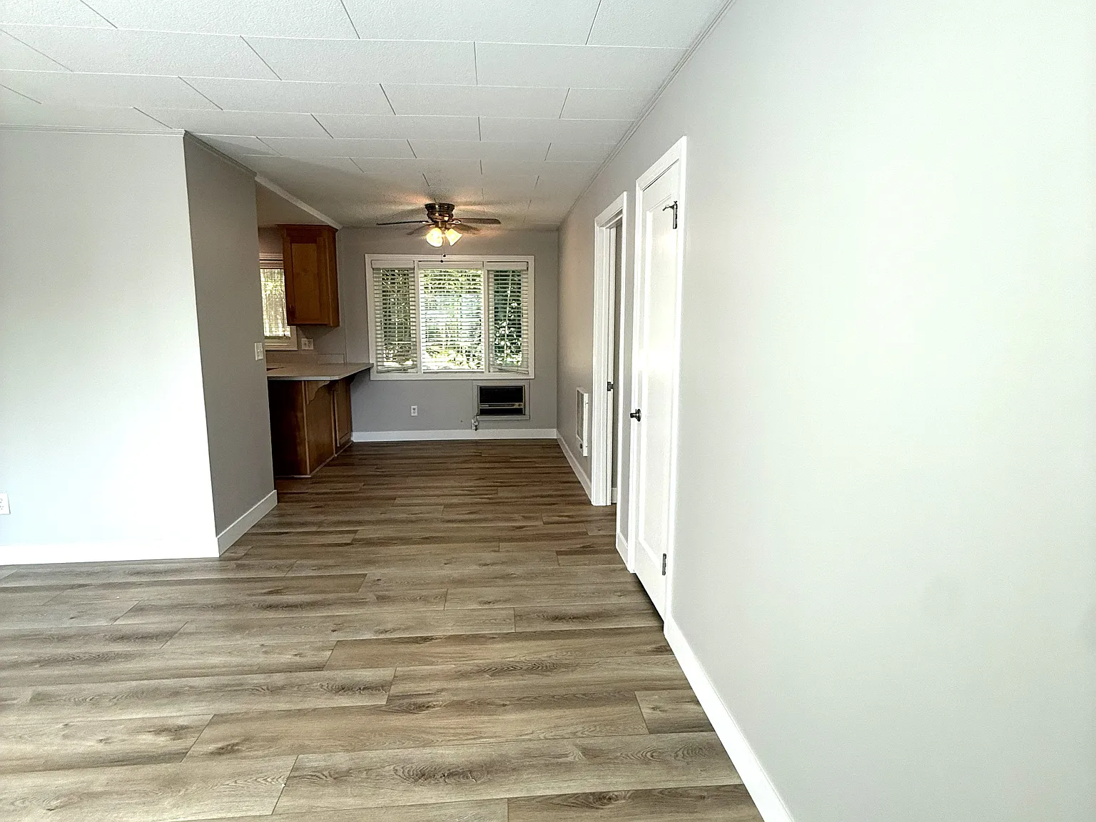 2 bed, 800 sqft, $1,895 — Photo 4
