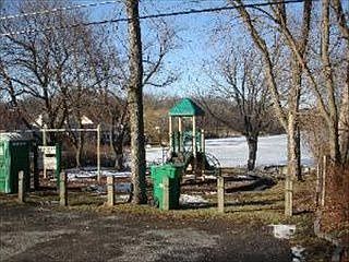 2nd image of 23975 Valley Rd