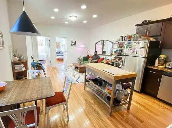 244 Schaefer Street image 9 of 9