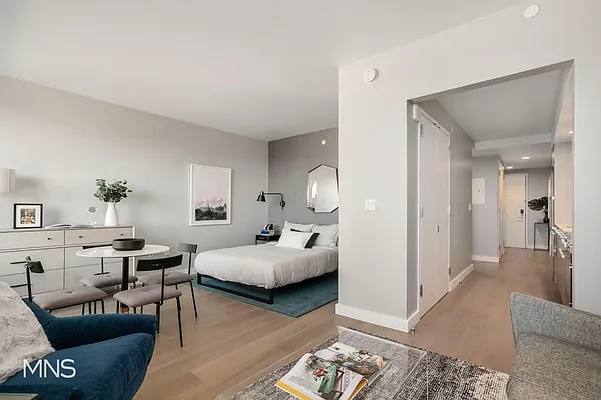 Rented by MNS Marketing | media 1