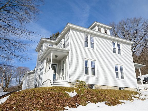 3rd image of 83 Williams St