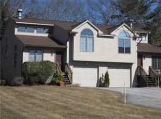 103 Cardinal Dr, North Kingstown, RI 02852
