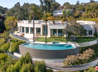 1118 Calle Vista Dr, Beverly Hills, CA 90210