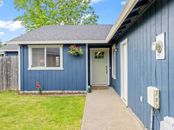 1146 SW James Ct, Dundee, OR 97115