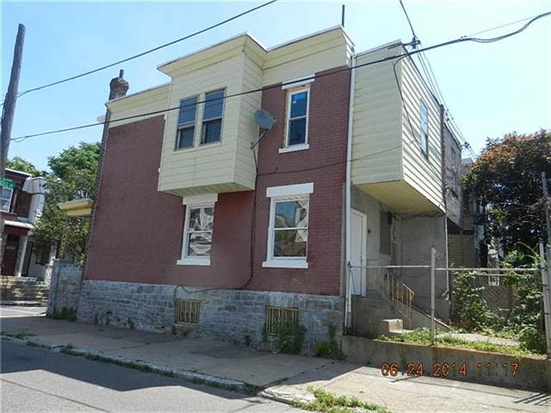 2nd image of 2626 Ingersoll St