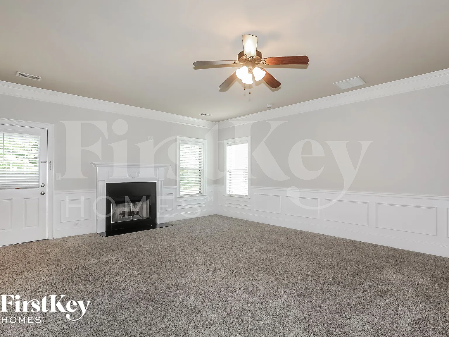 4 bed, 2.5 bath, 3249 sqft, $2,965 — Photo 2