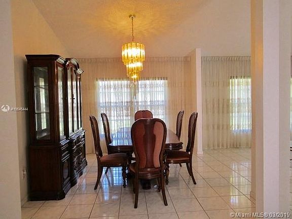 5th image of 2300 W Lake Miramar Cir