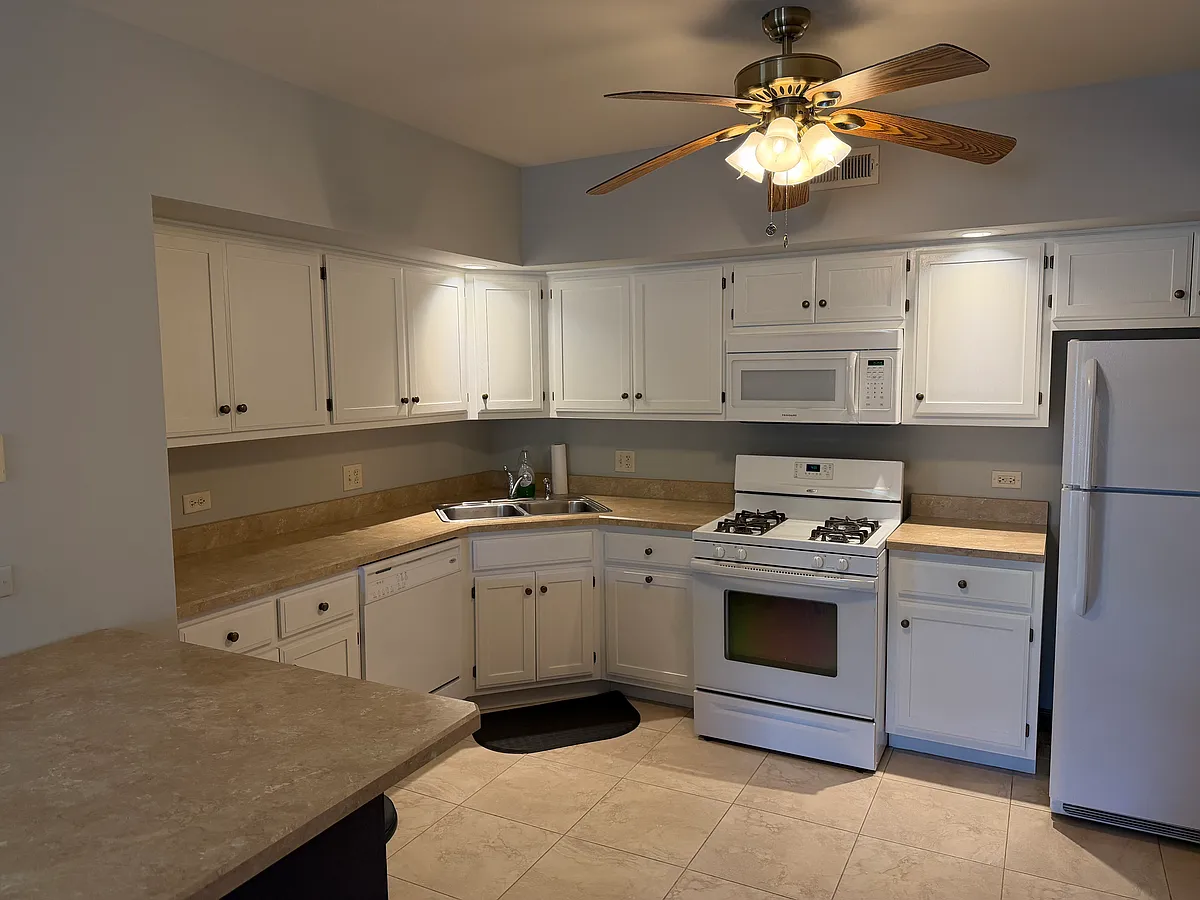 Building Photo - 1420 Newman Ln #2A