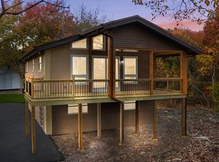 227 Beaver Dam Rd, Long Pond, PA 18334