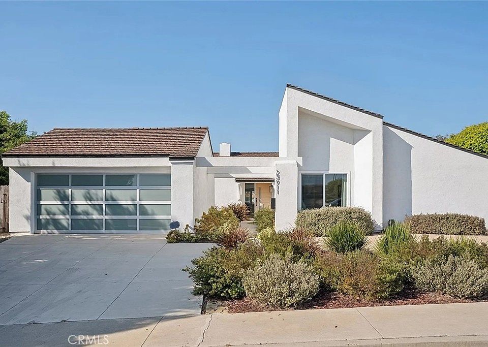1st image of 23911 Leeward Dr