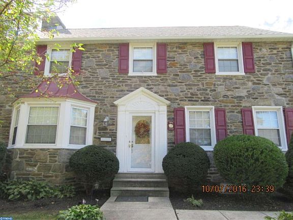 2nd image of 1220 Mason Ave