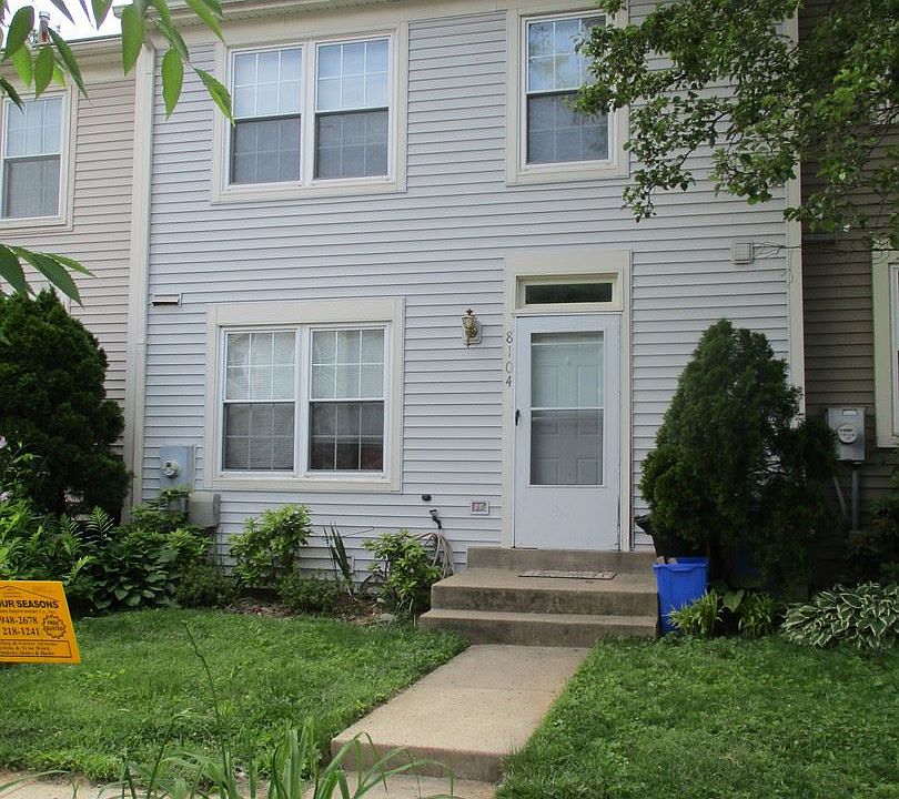 2nd image of 8104 Hallmark Pl