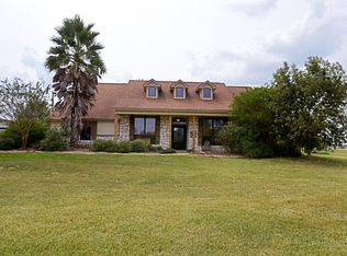 8611 Quail Park Ln, Needville, TX 77461