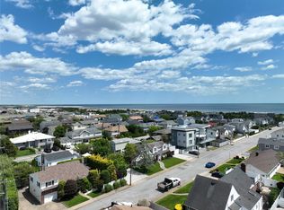 1 Woodhail St, Lido Beach, NY
