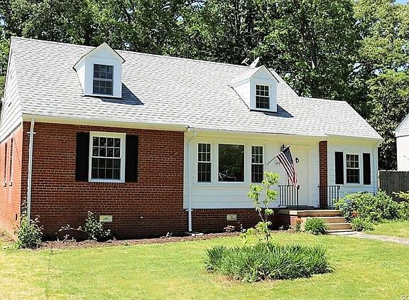2nd image of 1310 Camden Dr