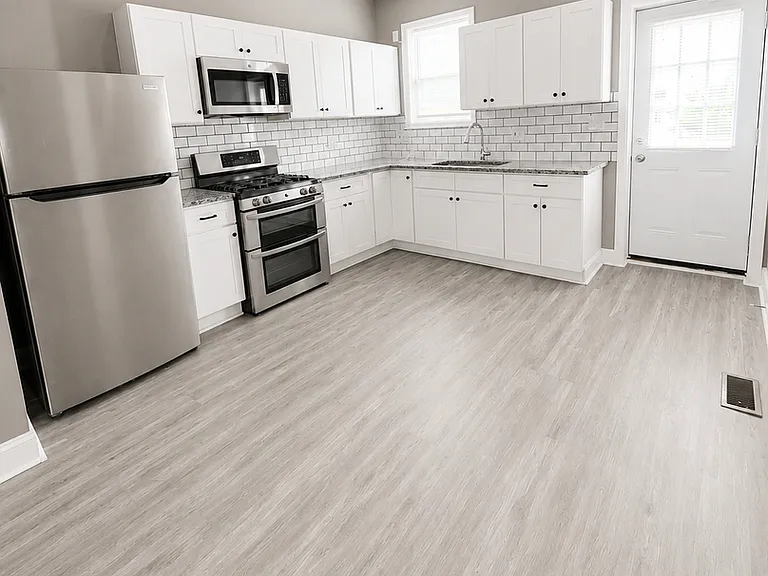 1225 Carroll St — Photo 5