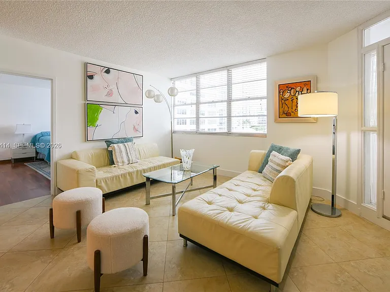 801 Brickell Bay Dr #1462 — Photo 9