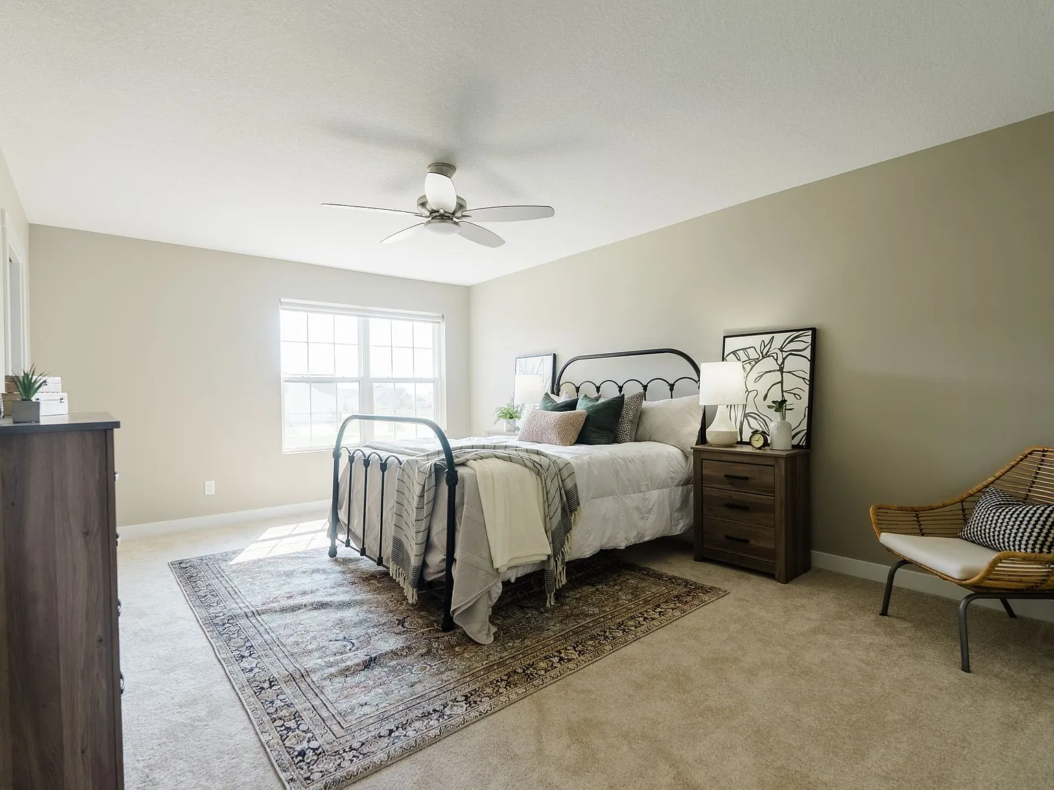 Four Grand Brownstones - Ankeny — Photo 4