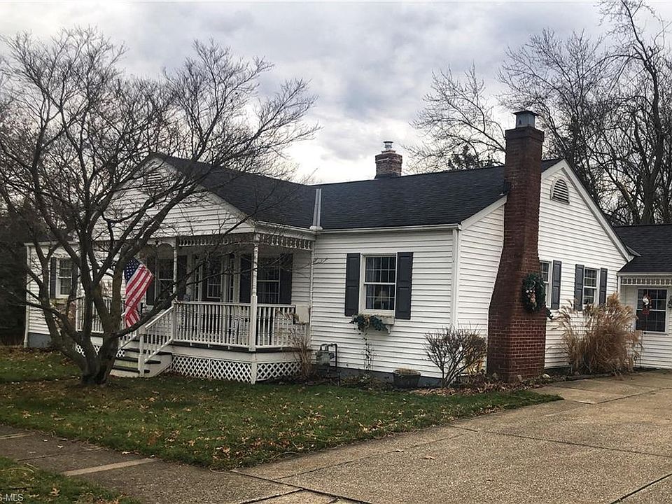 1st image of 803 Pine St